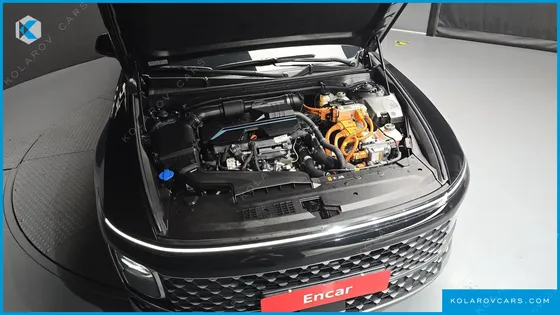 HYUNDAI GRANDEUR PREMIUM