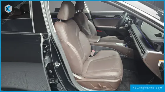 HYUNDAI GRANDEUR PREMIUM