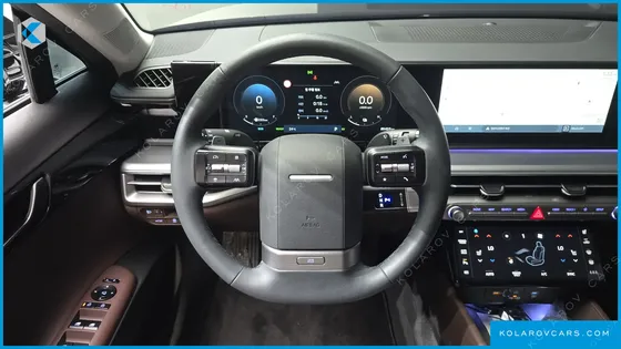 HYUNDAI GRANDEUR PREMIUM