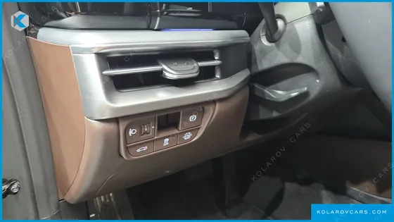 HYUNDAI GRANDEUR PREMIUM
