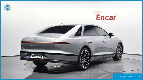HYUNDAI GRANDEUR CALLIGRAPHY