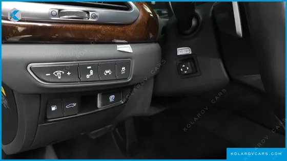 GENESIS EQ900 3.8 GDI AWD