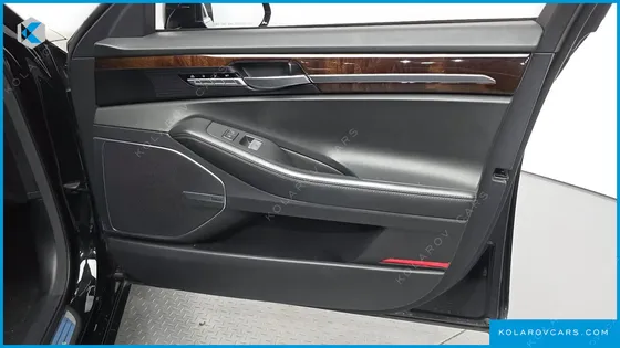 GENESIS EQ900 3.8 GDI AWD