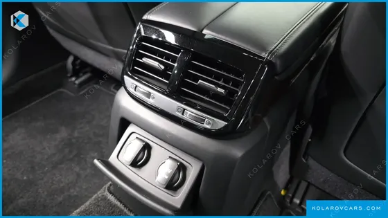 GENESIS EQ900 3.8 GDI AWD