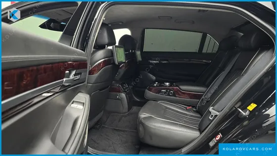 GENESIS EQ900 5.0 GDI AWD
