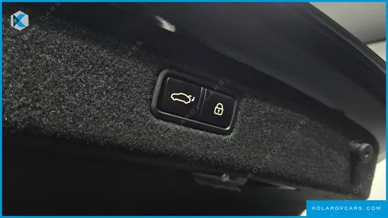 GENESIS EQ900 5.0 GDI AWD
