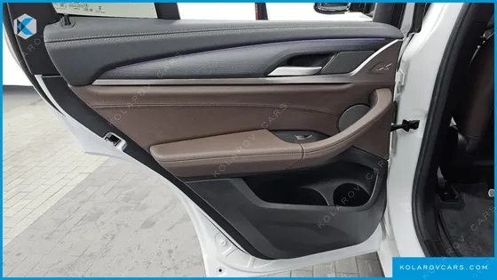 BMW IX3 M SPORTS