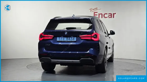 BMW IX3 M SPORTS