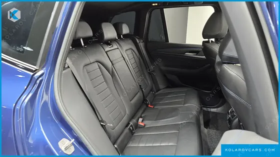 BMW IX3 M SPORTS