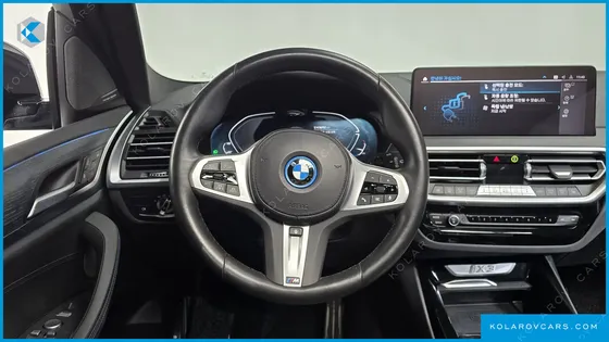 BMW IX3 M SPORTS