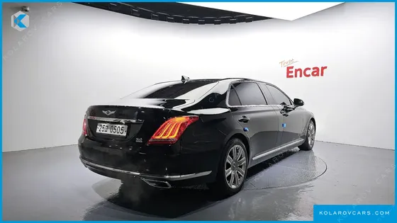 GENESIS EQ900 5.0 GDI AWD LIMOUSINE