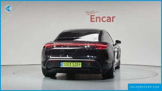 PORSCHE TAYCAN 4S