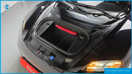 PORSCHE TAYCAN 4S