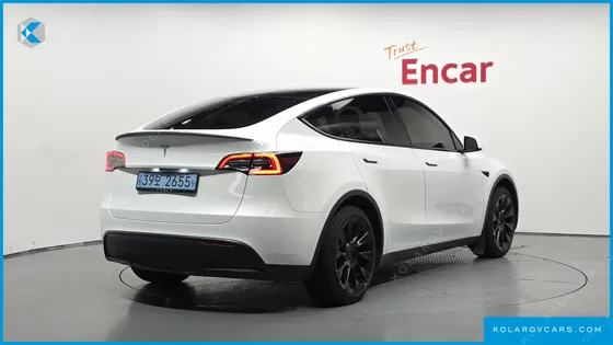 TESLA MODEL Y RWD