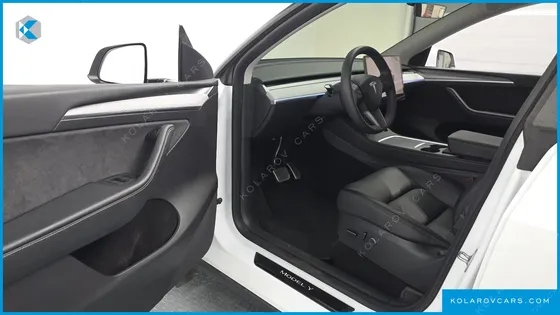 TESLA MODEL Y RWD