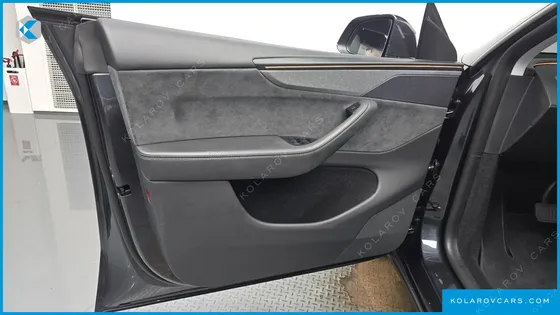 TESLA MODEL Y LONG RANGE AWD