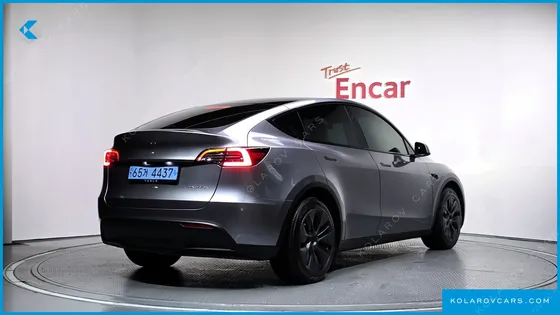 TESLA MODEL Y LONG RANGE AWD