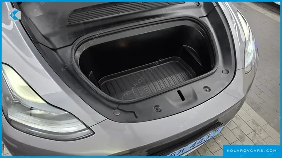 TESLA MODEL Y LONG RANGE AWD
