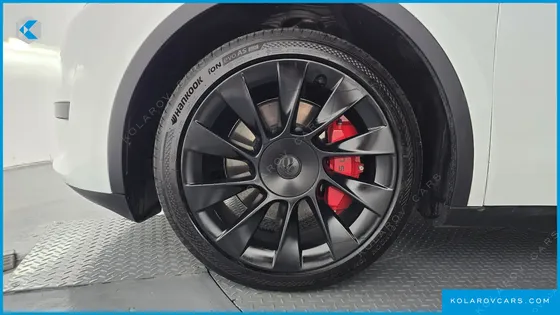 TESLA MODEL Y RWD