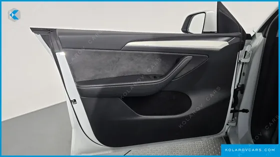 TESLA MODEL Y RWD