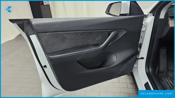 TESLA MODEL Y LONG RANGE AWD