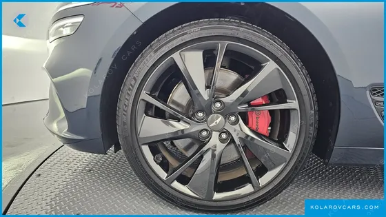 GENESIS G70 GASOLINE 3.3T 4WD