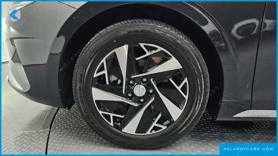 HYUNDAI GRANDEUR LE BLANC