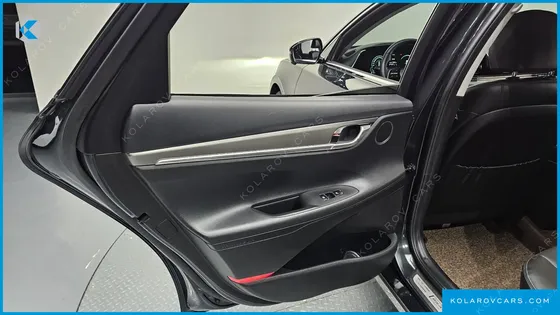 HYUNDAI GRANDEUR LE BLANC