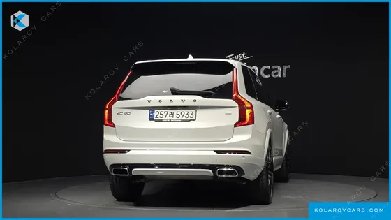 VOLVO XC90 T8 R-DESIGN HYBRID