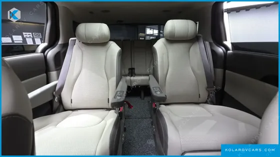 KIA CARNIVAL 7-SEATER GRAVITY