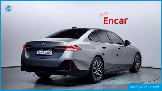 BMW 5 SERIES 520I M SPORT