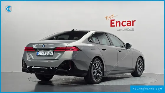 BMW 5 SERIES 520I M SPORT