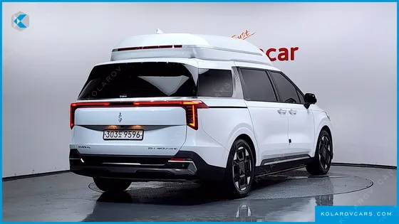 KIA CARNIVAL 9-SEATER HI LIMOUSINE (SPECIAL VEHICLE)