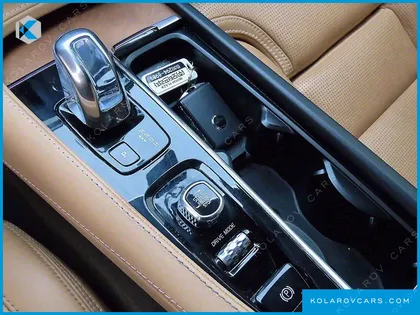 VOLVO XC90 T8 INSCRIPTION HYBIRD