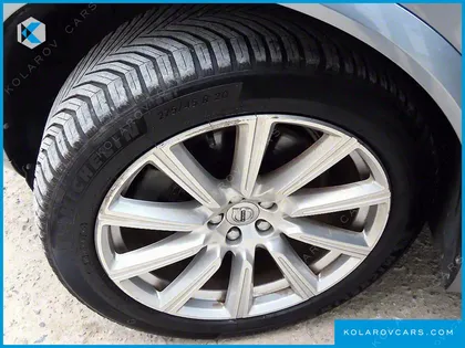 VOLVO XC90 T8 INSCRIPTION HYBIRD