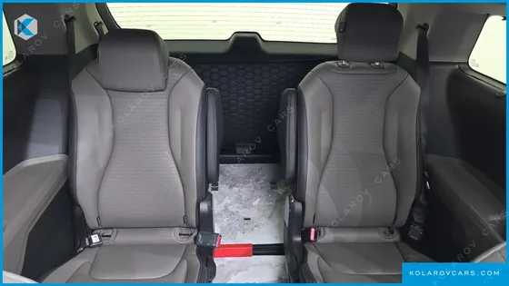 KIA CARNIVAL HEV 9 SEATER X LINE