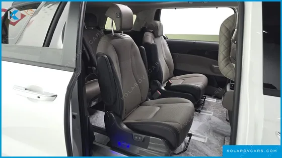 KIA CARNIVAL HEV 9 SEATER X LINE
