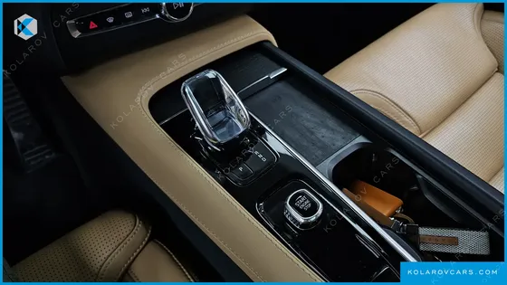 VOLVO XC90 T8 ULTIMATE BRIGHT HYBRID