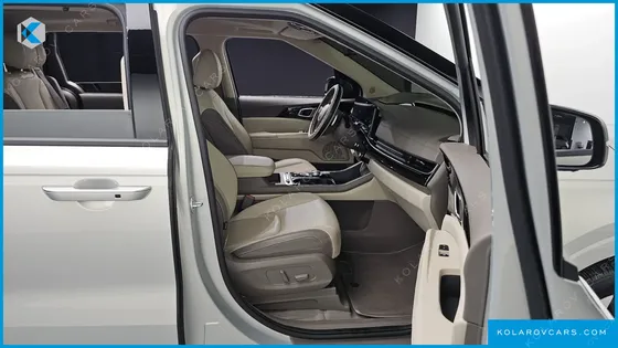 KIA CARNIVAL 7-SEATER SIGNATURE