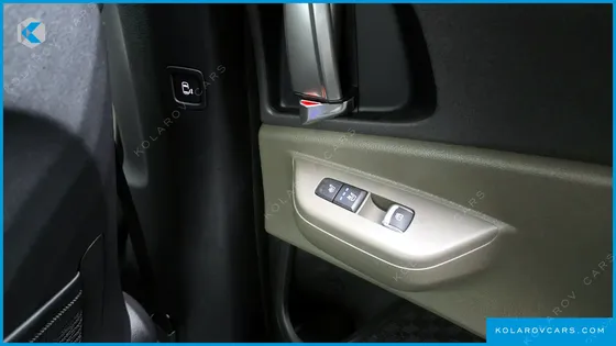 KIA CARNIVAL HEV 7SEATER NOBLESS