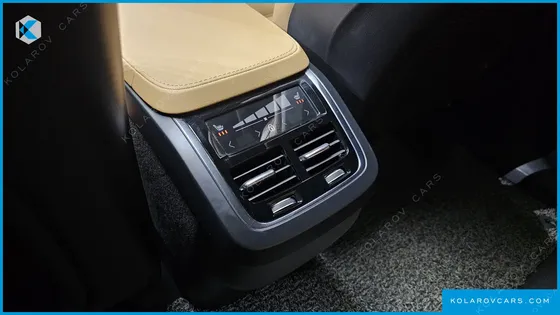 VOLVO XC90 B6 INSCRIPTION