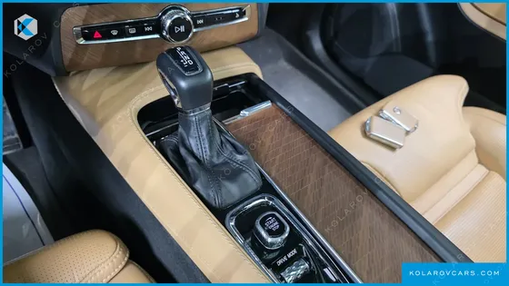 VOLVO XC90 D5 INSCRIPTION