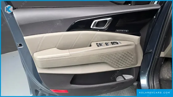 KIA CARNIVAL HEV 9SEATER SIGNATURE