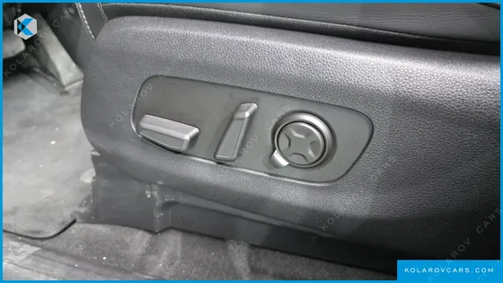 KIA CARNIVAL HEV 9SEATER SIGNATURE