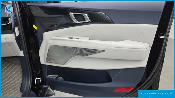 KIA CARNIVAL HEV 7SEATER GRAVITY