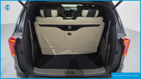 KIA CARNIVAL HEV 9-SEATER HI-LIMOUSINE (SPECIAL VEHICLE)