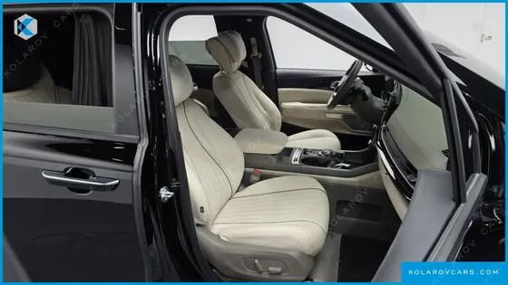 KIA CARNIVAL HEV 9-SEATER HI-LIMOUSINE (SPECIAL VEHICLE)