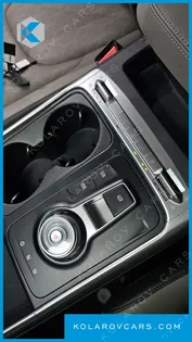 KIA CARNIVAL 9-SEATER PRESTIGE