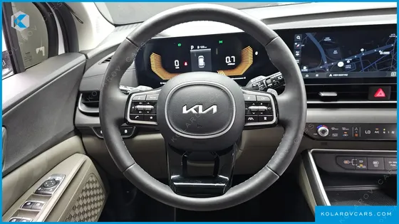 KIA CARNIVAL 9-SEATER PRESTIGE