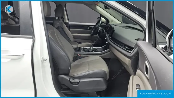 KIA CARNIVAL 9-SEATER PRESTIGE